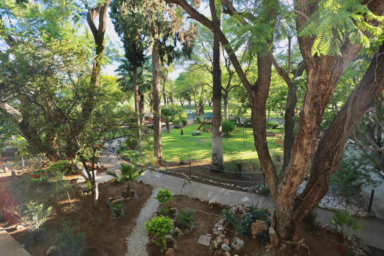 Minen Hotel Tsumeb Bagian luar foto